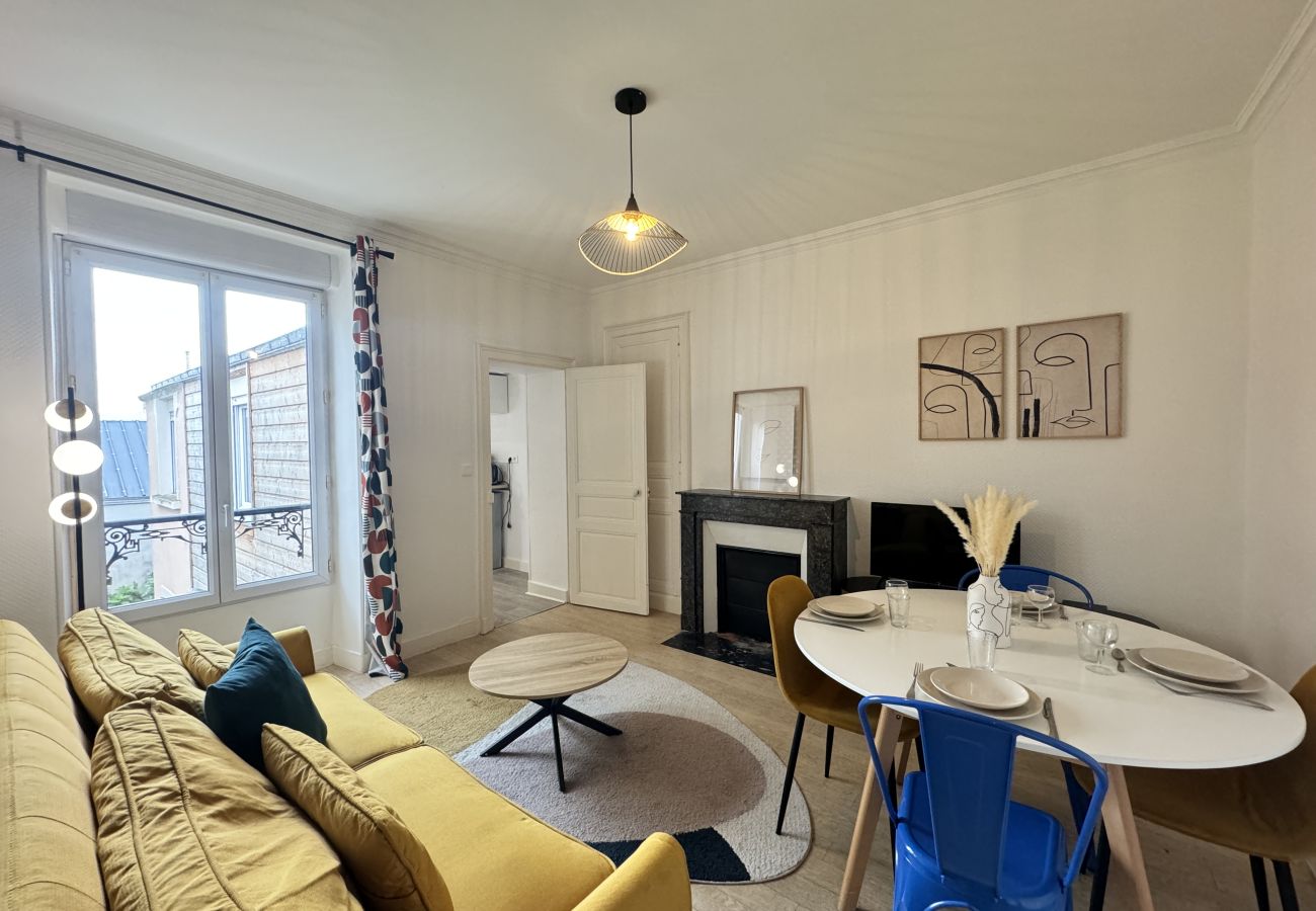Apartment in Le Mans - Jaurès 2 - Tramway - Gare - Centre - 4p