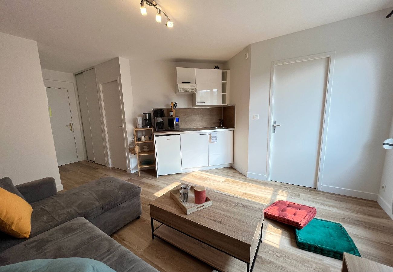 Living room, kitchen