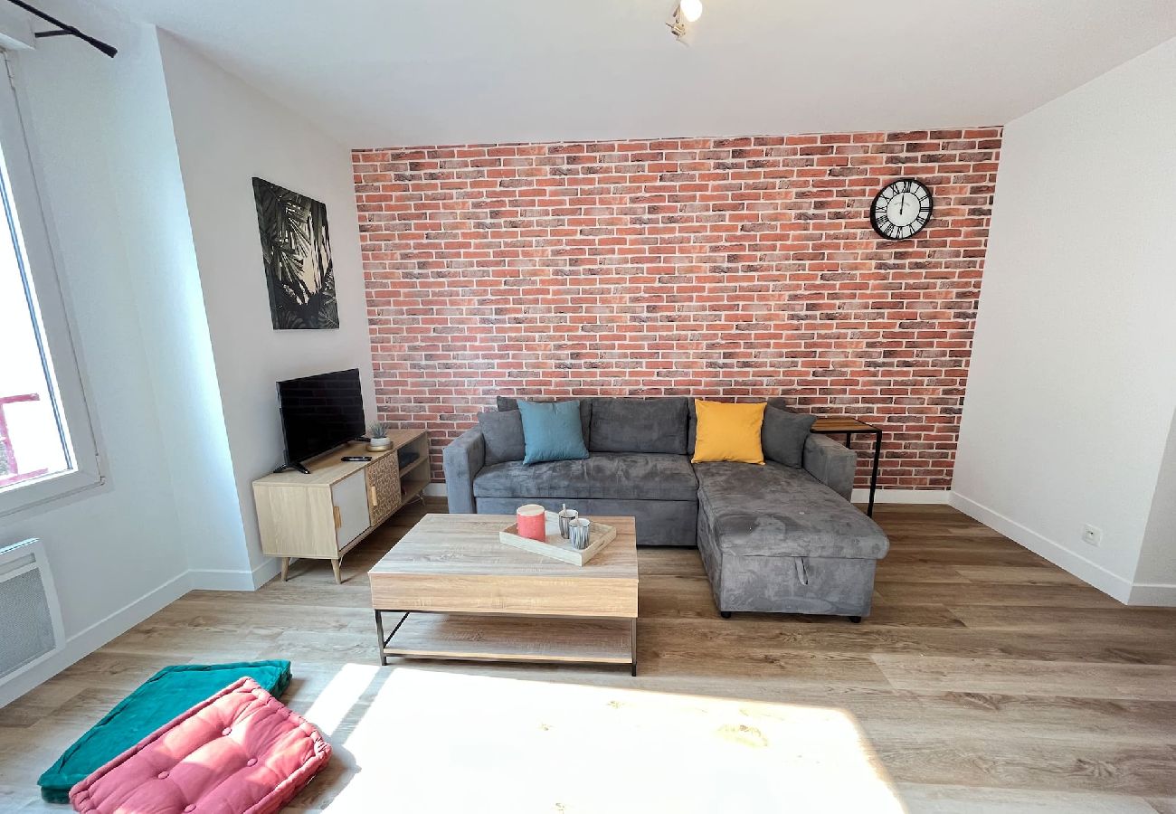 Living room, sofa, TV