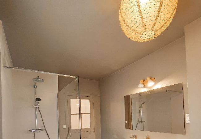 Shower room, Italian shower, vanity unit 