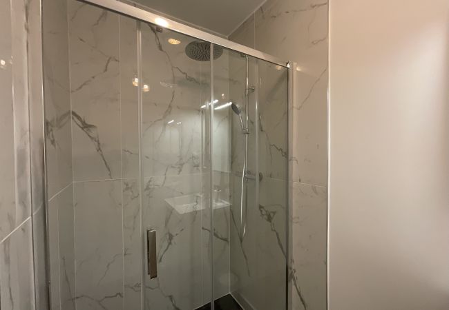 Bathroom, vanity unit 