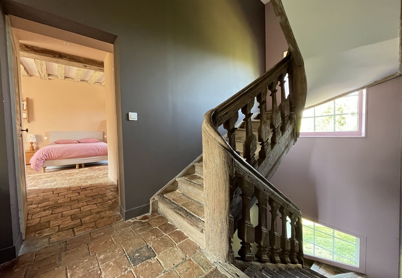 House in Domfront-en-Champagne - L'Oasis Familiale - Piscine - Parking - 10p