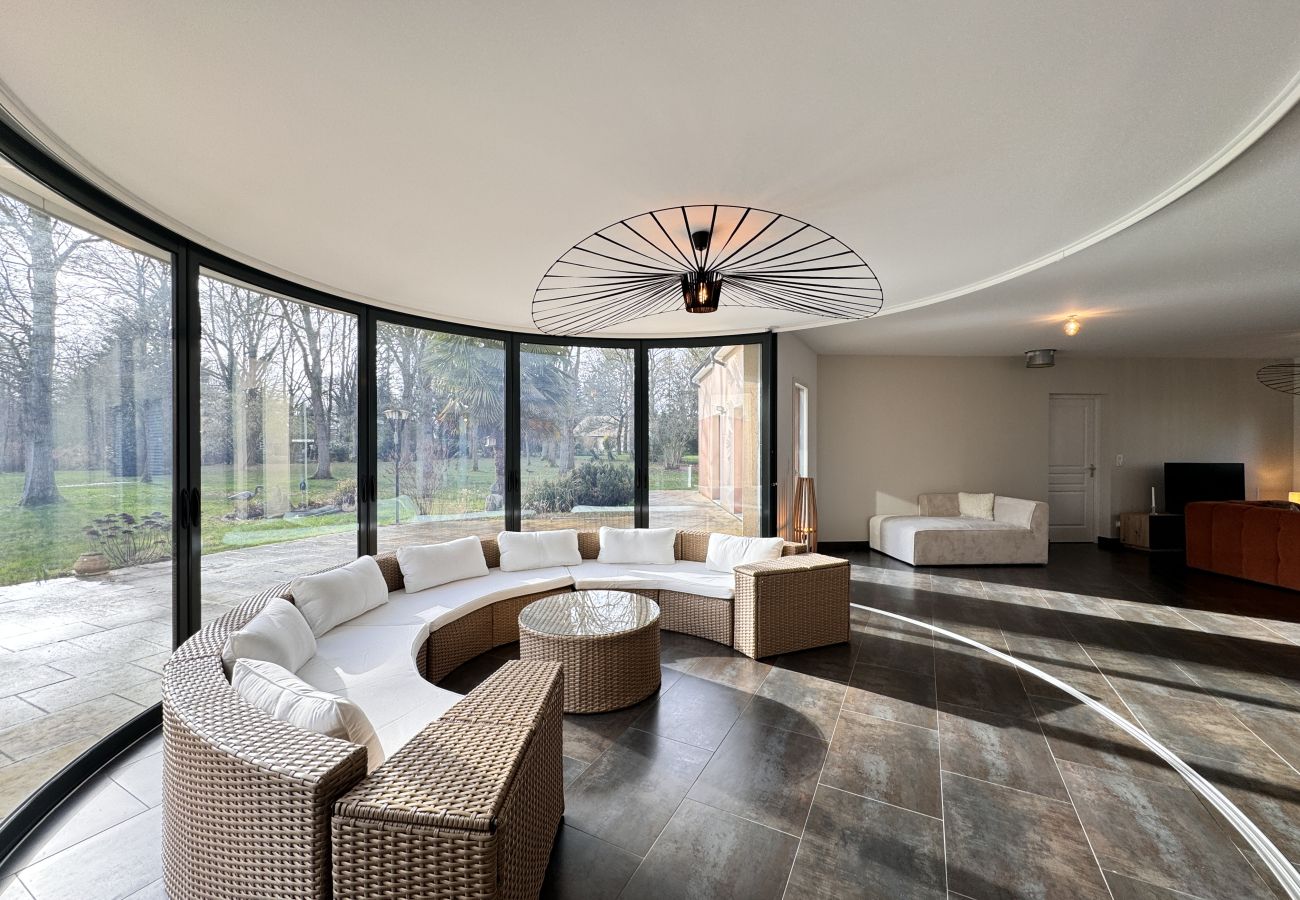 Living room with garden views. 