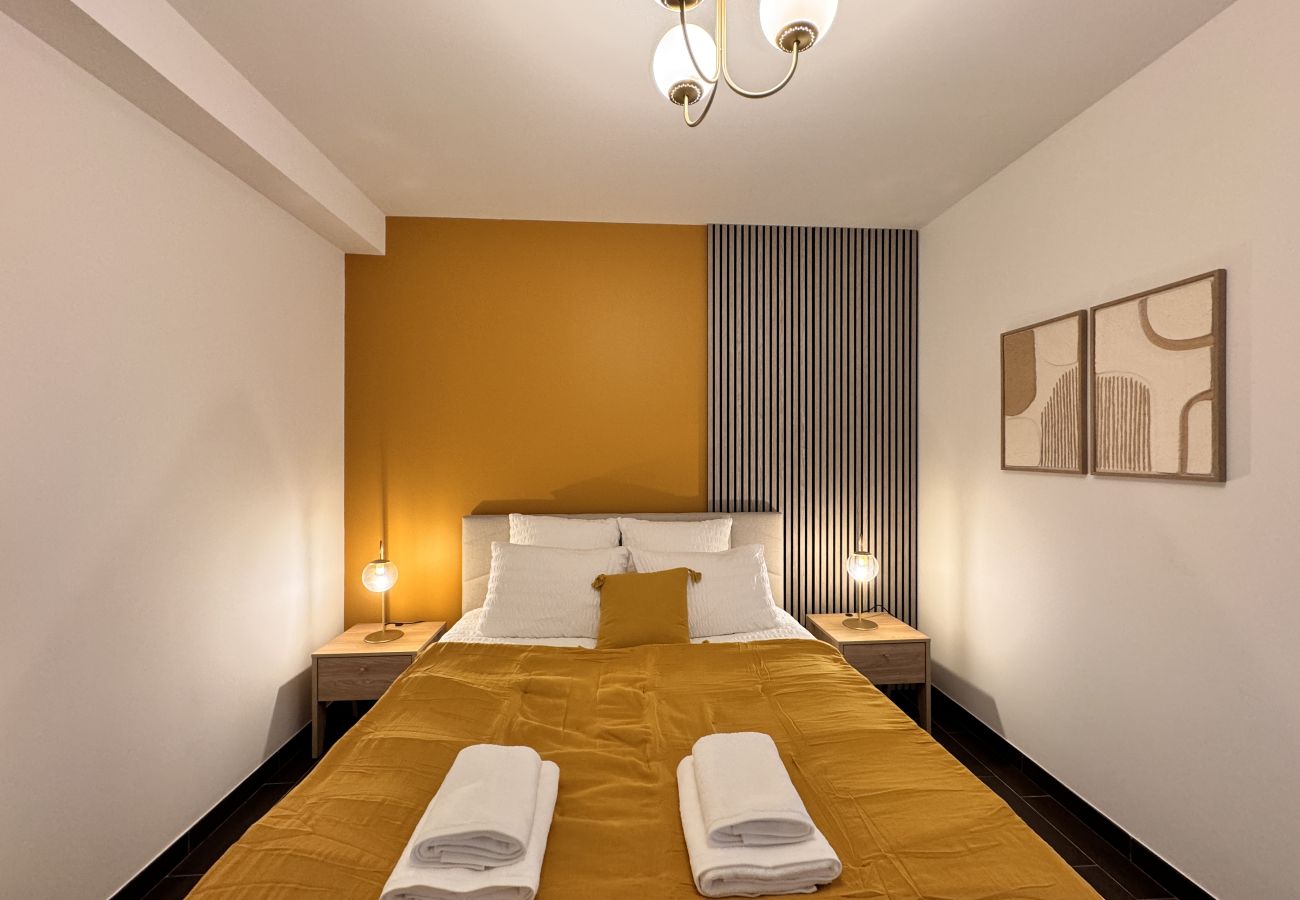 Rent by room in Arnage - Palier Sakura - Villa Nausicáa - 8p - Piscine