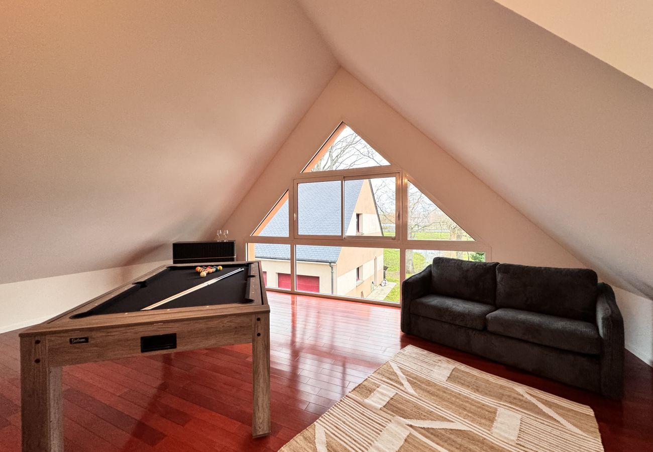 Rent by room in Arnage - Palier Yama - 1er étage - 8 pers - Piscine