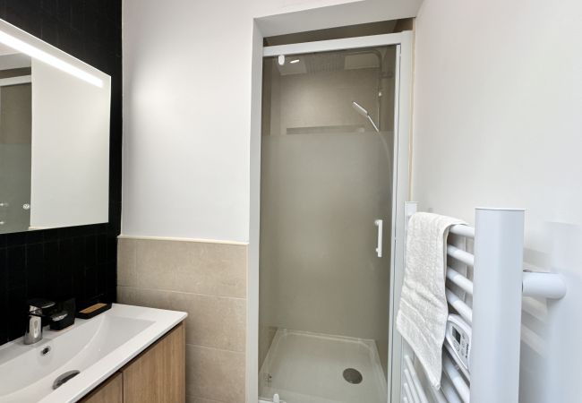 Apartment in Le Mans - Les studios de la gare - Apt 3 - Centre Apartment in Le Mans - Les studios de la gare - Apt 3 - Centre