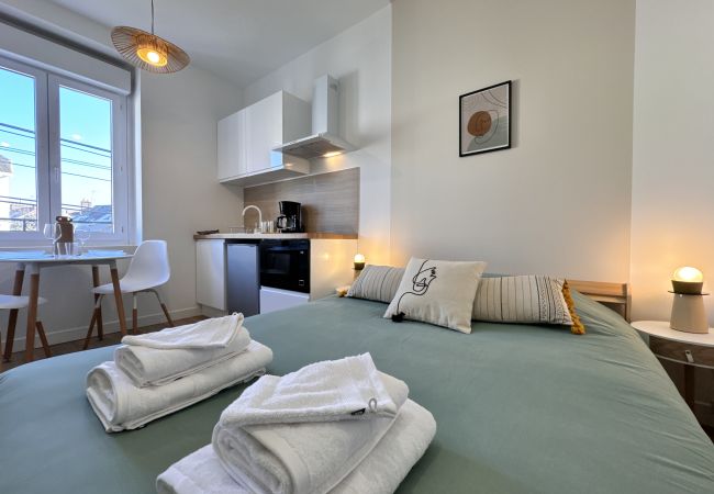 Studio in Le Mans - Les studios de la gare - Apt 4 - Centre Studio in Le Mans - Les studios de la gare - Apt 4 - Centre