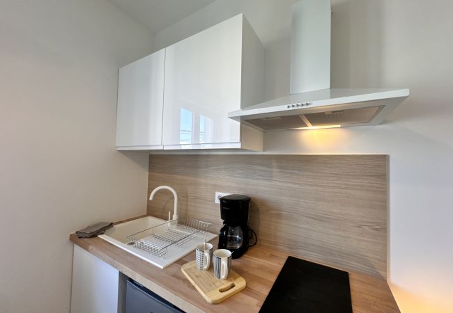 Studio in Le Mans - Les studios de la gare - Apt 4 - Centre Studio in Le Mans - Les studios de la gare - Apt 4 - Centre