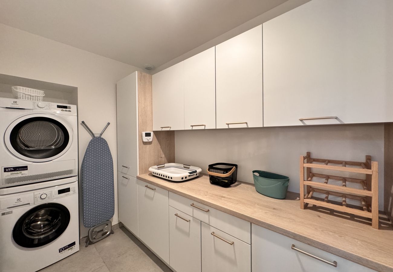 Laundry room available.