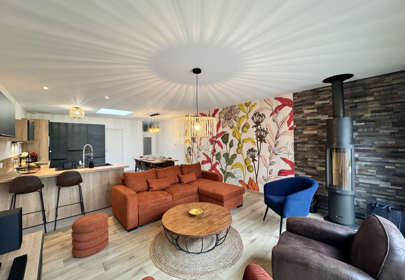 Colourful living room.