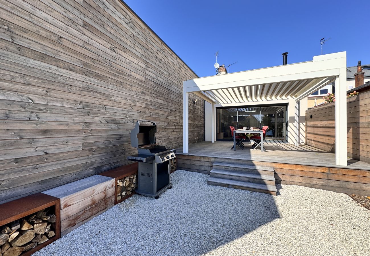 Townhouse in Le Mans - Le Charme - Jardin - Pétanque - Parking - 6p