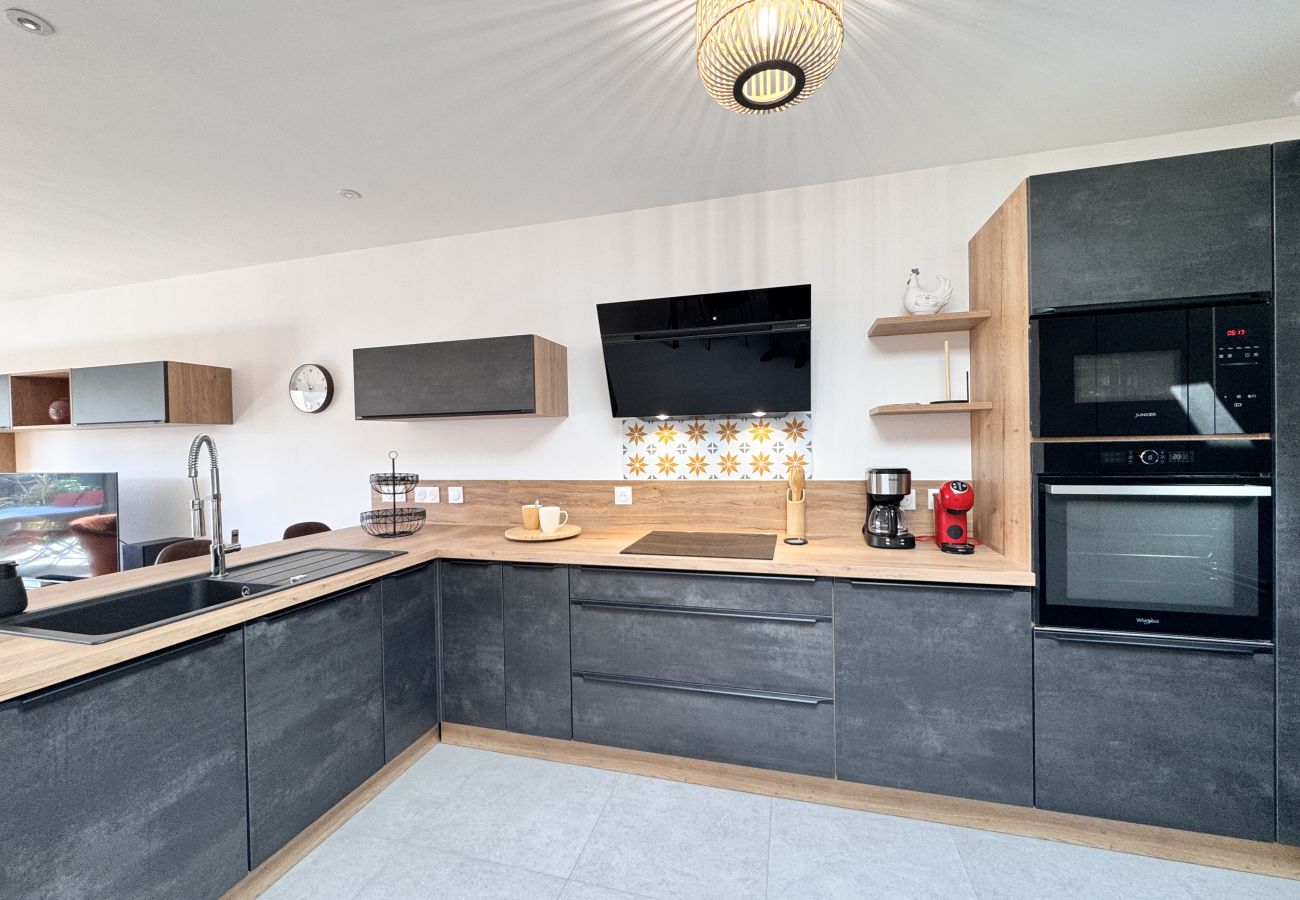 Townhouse in Le Mans - Le Charme - Jardin - Pétanque - Parking - 6p