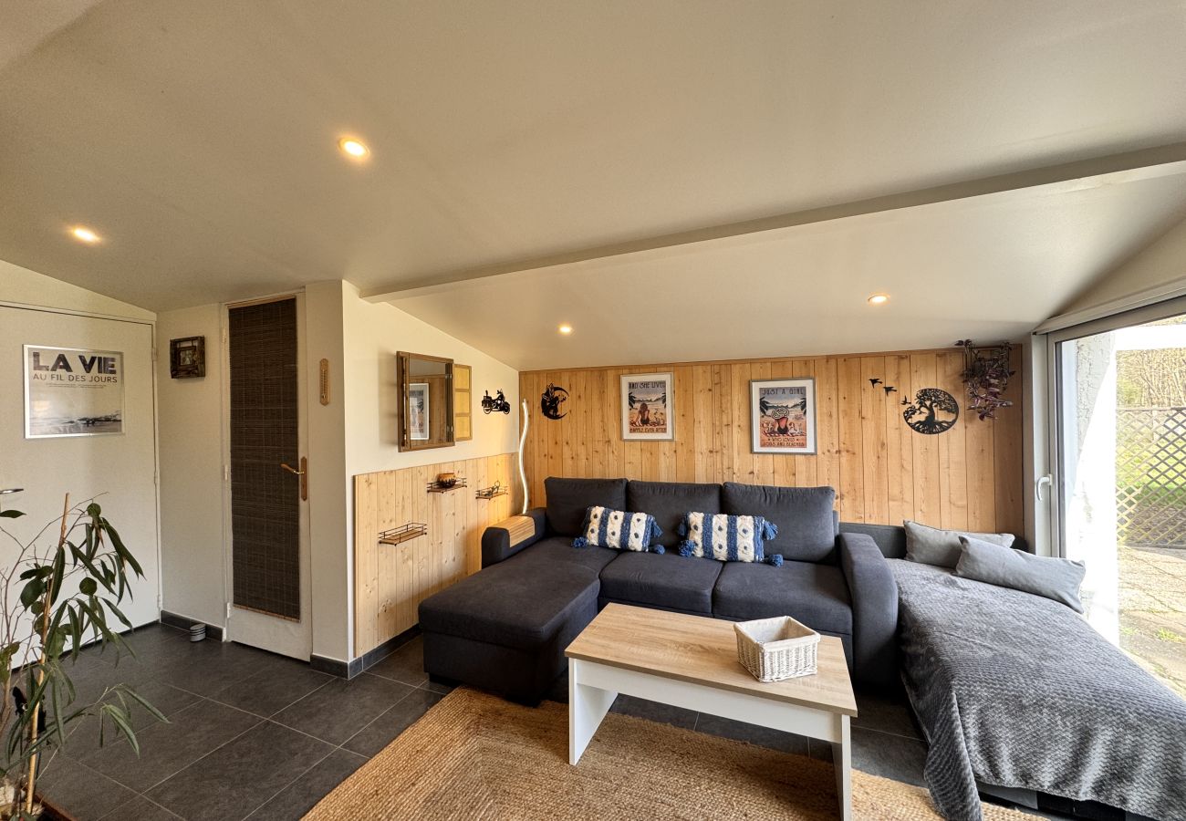 Cosy lounge. 
