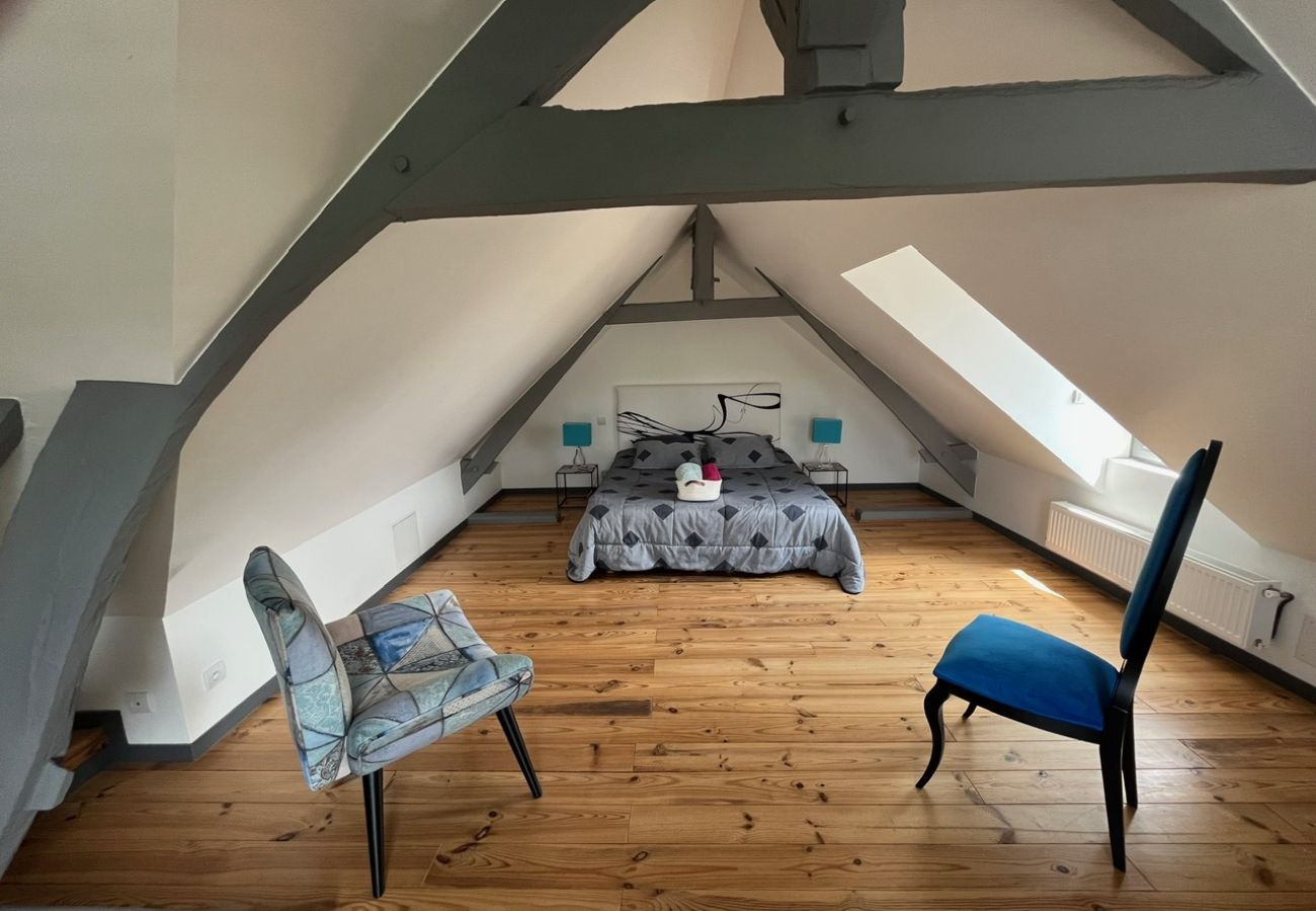 Villa in La Chartre-sur-le-Loir - La Fontaine - Détente -Piscine Jacuzzi -12P