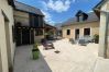 Villa in La Chartre-sur-le-Loir - La Fontaine - Détente -Piscine Jacuzzi -12P Villa in La Chartre-sur-le-Loir - La Fontaine - Détente -Piscine Jacuzzi -12P