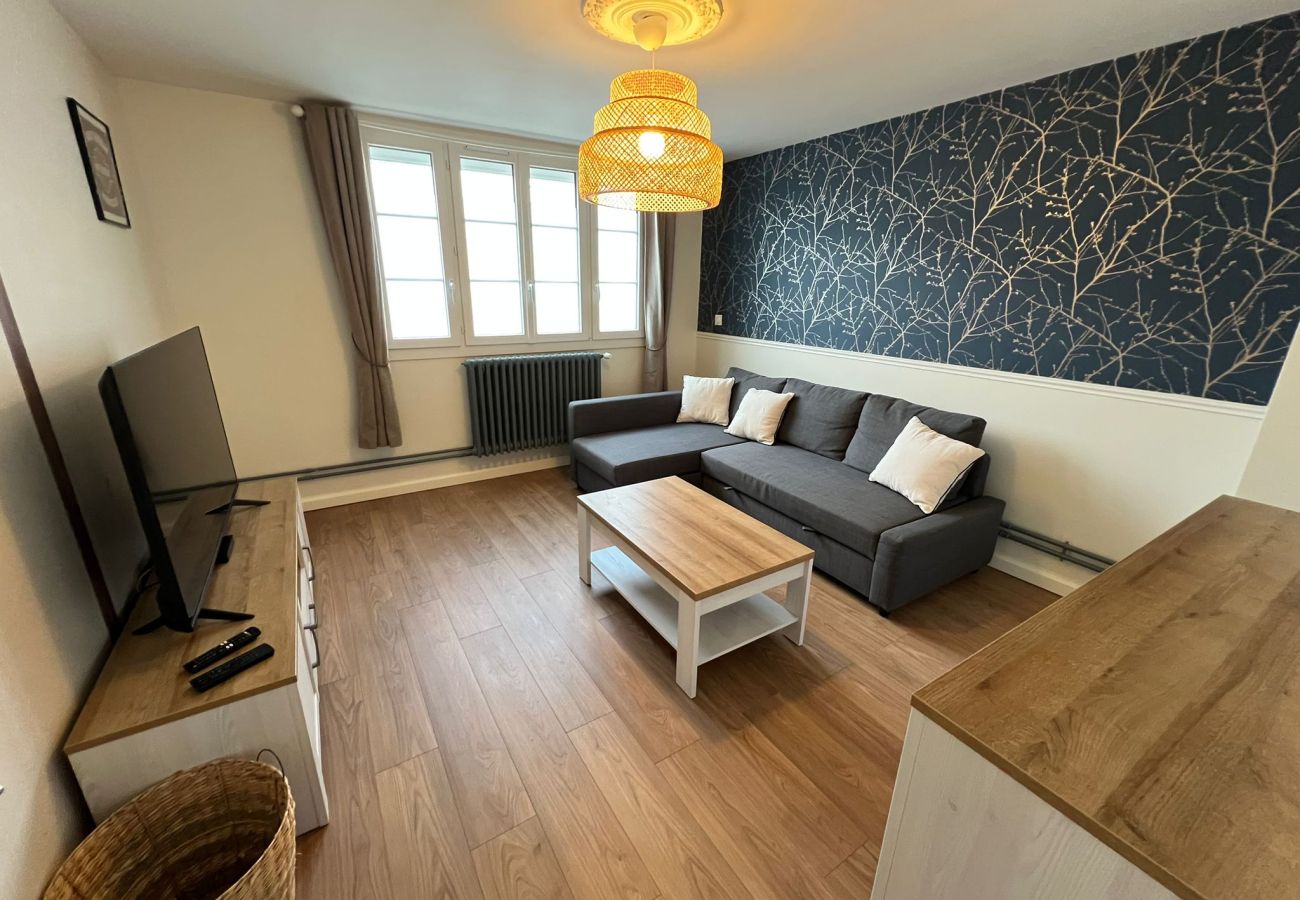 Apartment in Le Mans - Le Fleury Chic - Centre - Tramway - 5 pers