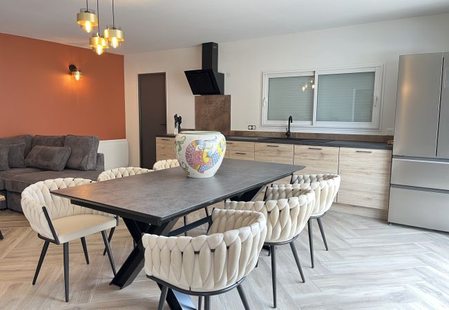 House in Changé - La Petite Saulaie - Proche circuit 24h - 6 pers House in Changé - La Petite Saulaie - Proche circuit 24h - 6 pers