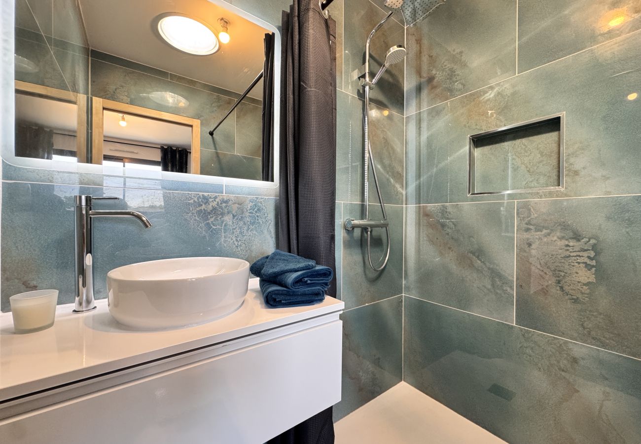 Shower and bathtub.