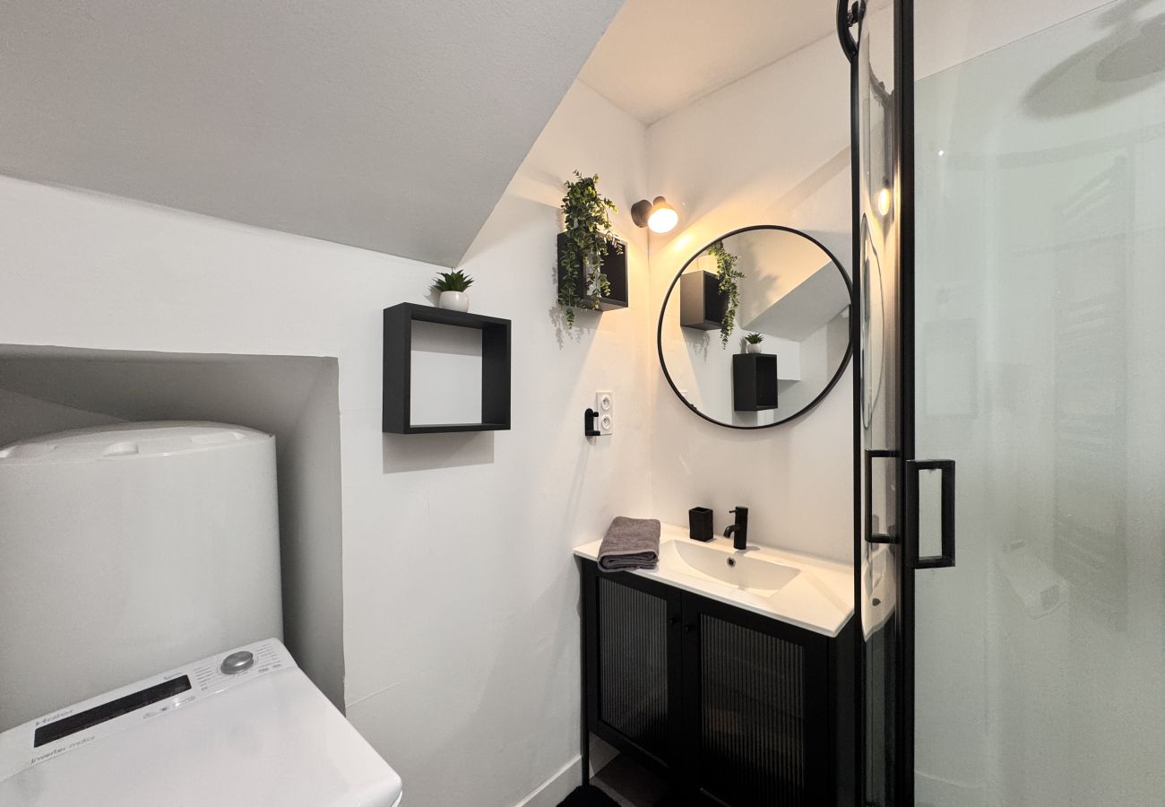 Apartment in Le Mans - La Perle - Place de la République - 2p