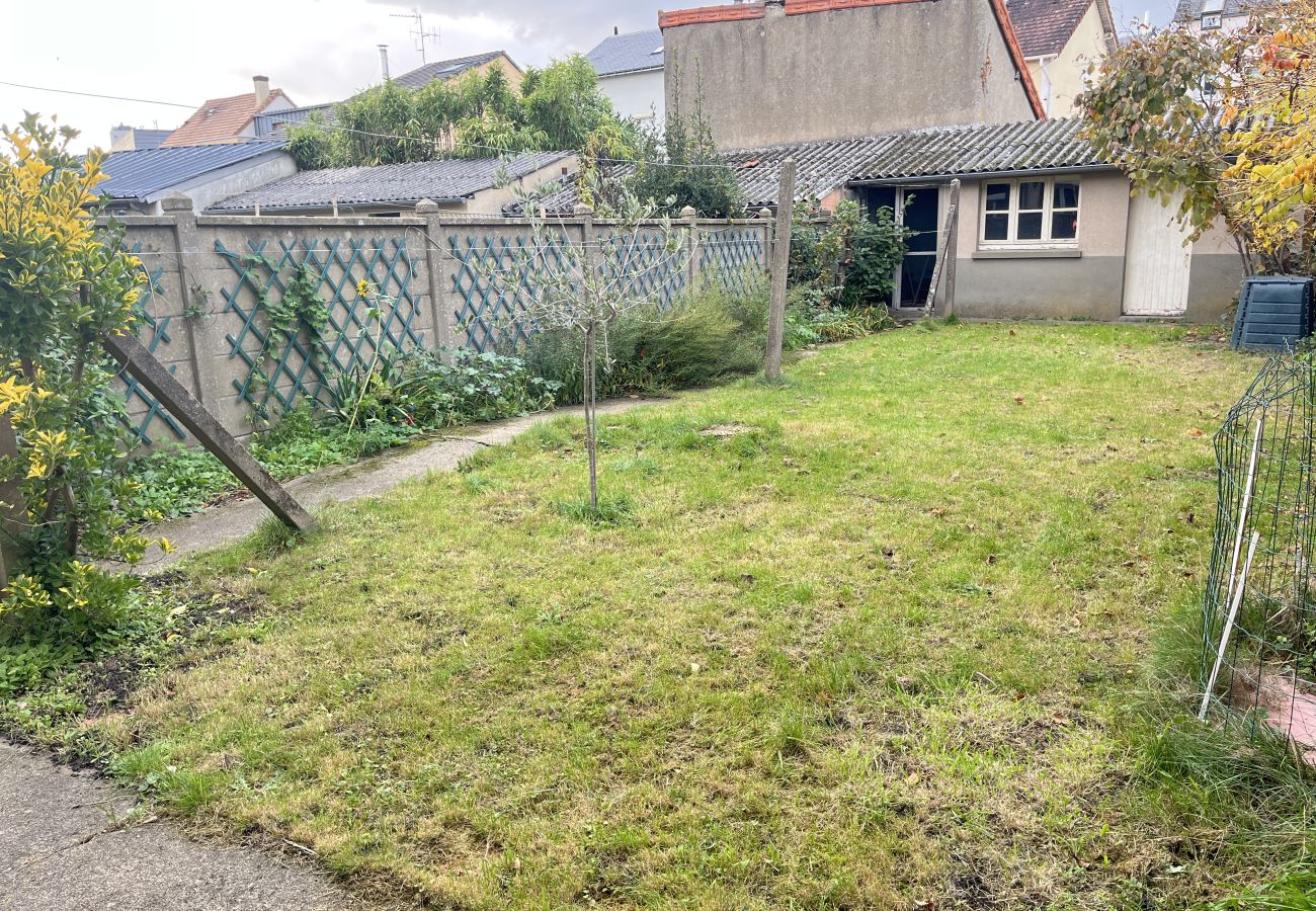 House in Le Mans - La Bulle Mancelle – Maison de charme familiale prè