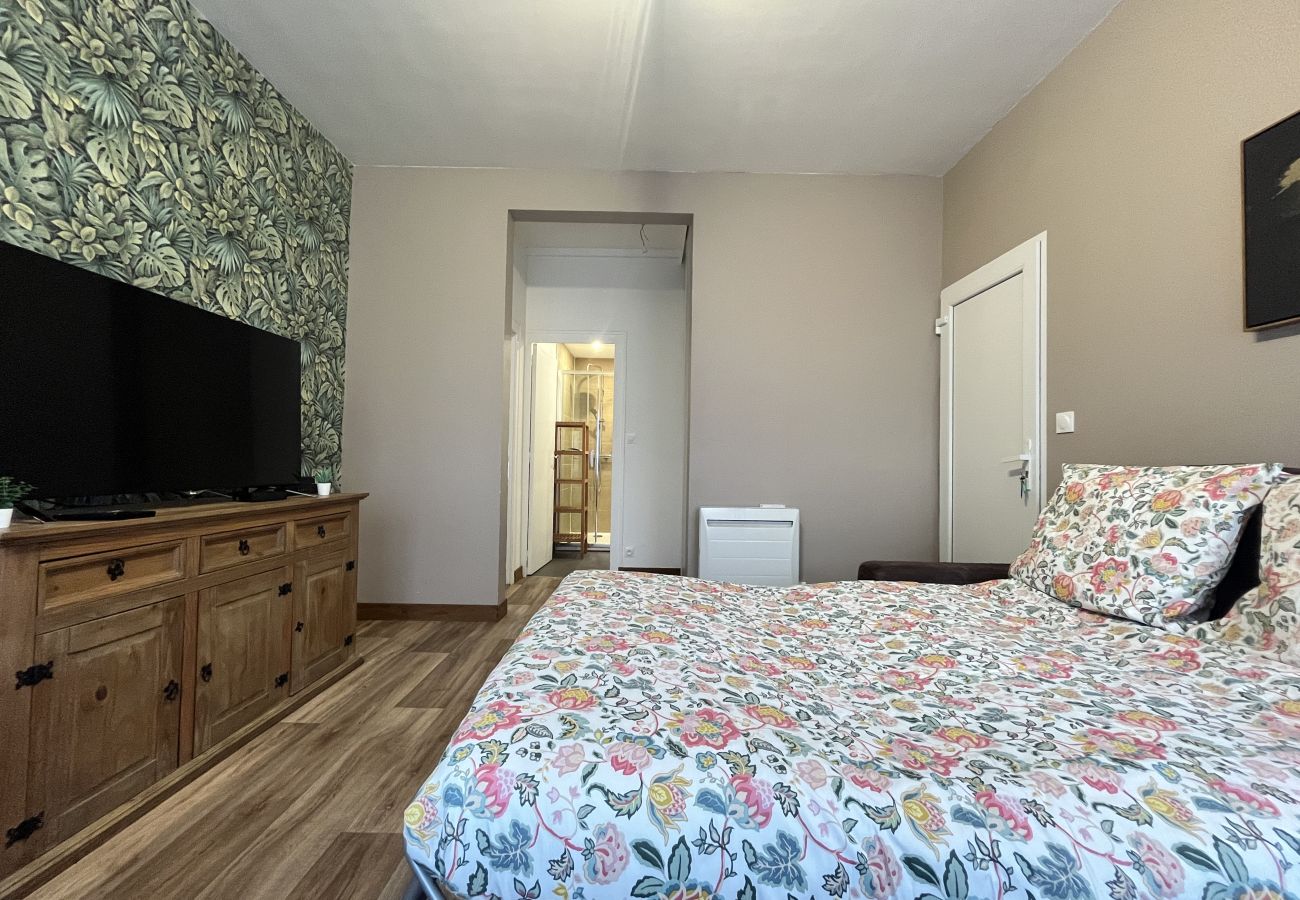 Apartment in Le Mans - Le Lotus - Gare Sud Batignolles - 4 pers