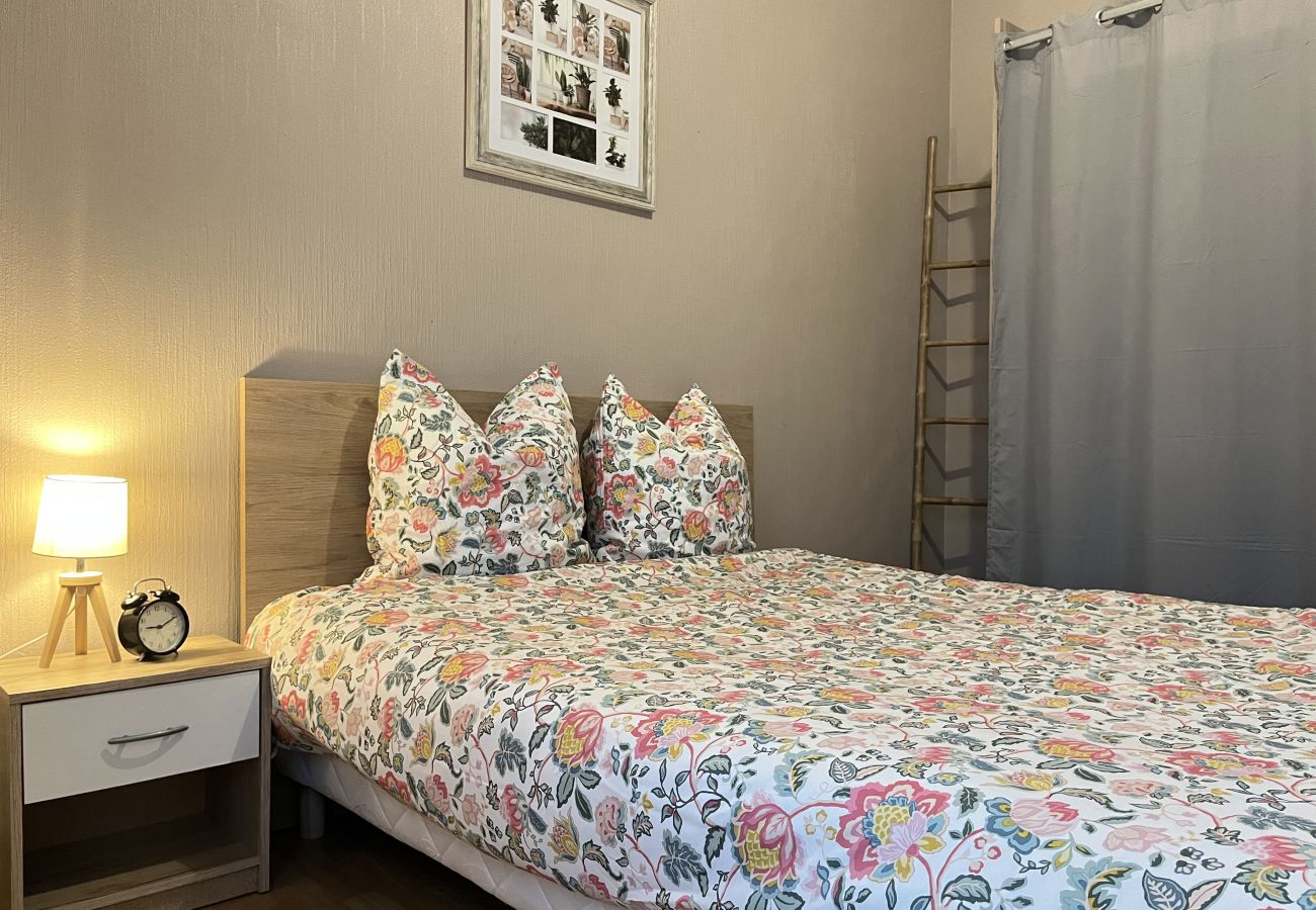 Apartment in Le Mans - Le Lotus - Gare Sud Batignolles - 4 pers