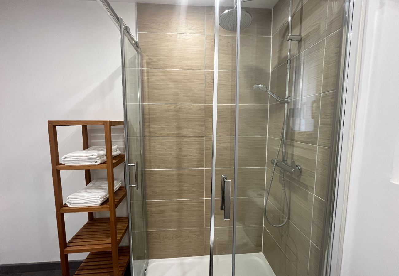 Apartment in Le Mans - Le Lotus - Gare Sud Batignolles - 4 pers