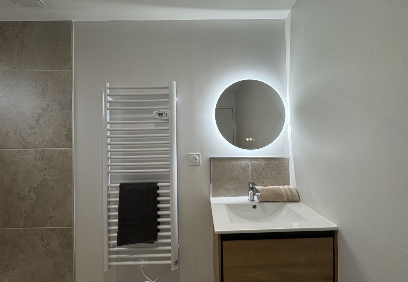 Apartment in Le Mans - Le Douplex - Place de la République - 4 pers.