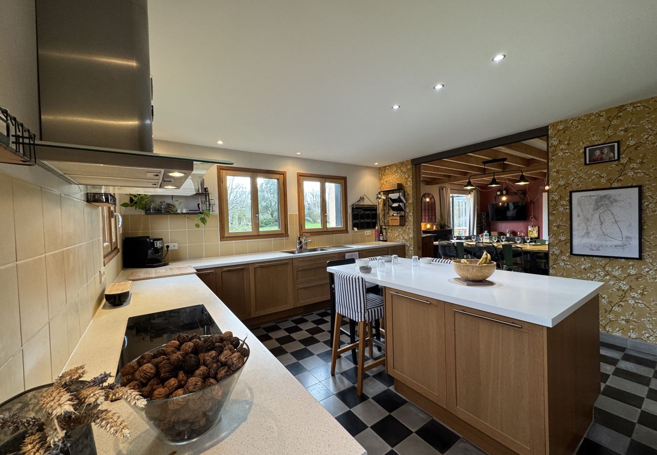 House in La Bazoge - Les Champs de Brice - Campagne - Piscine - 10 pers