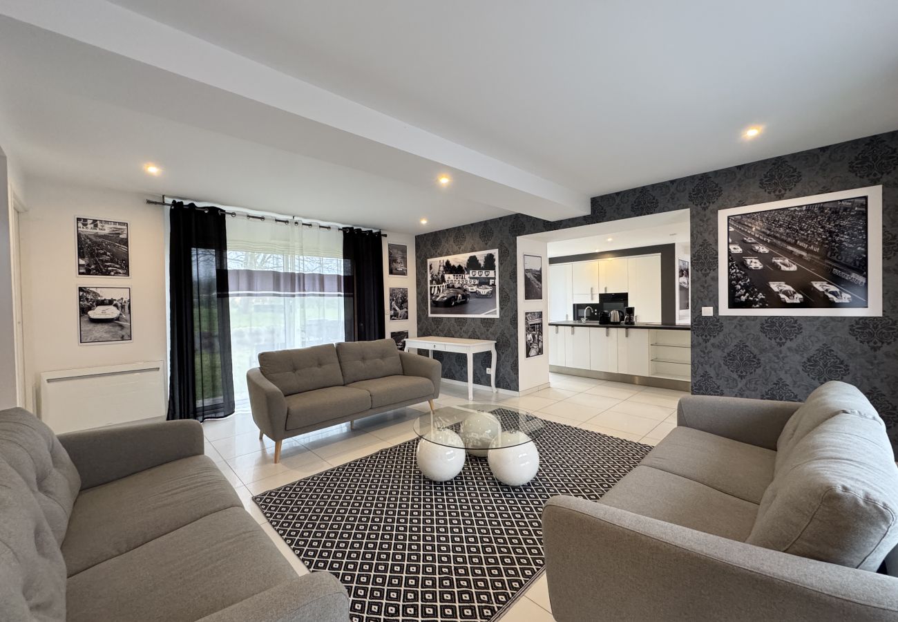 Villa in Moncé-en-Belin - Arnage Corner Lodge - Circuit 24h du Mans