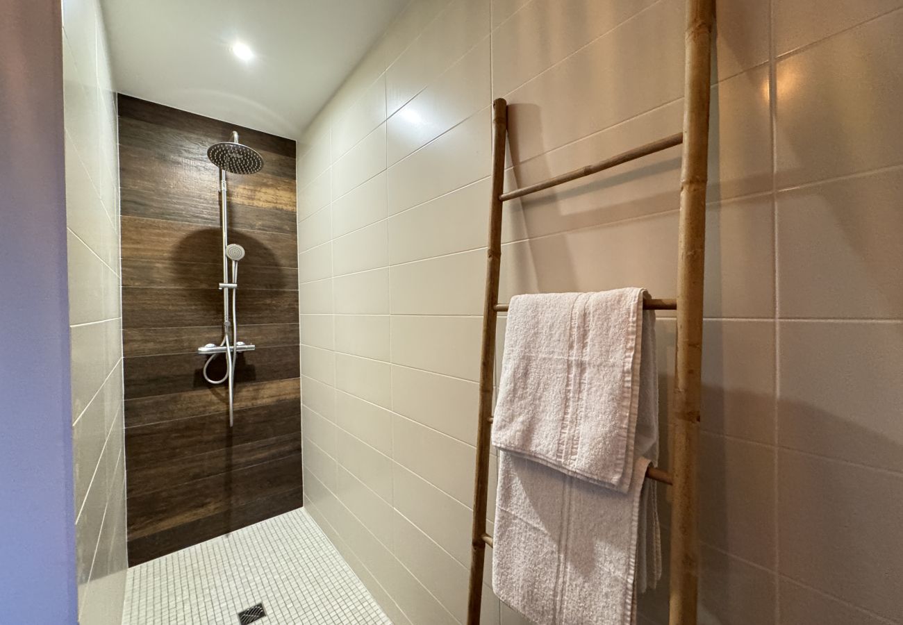 Villa in Moncé-en-Belin - Arnage Corner Lodge - Circuit 24h du Mans