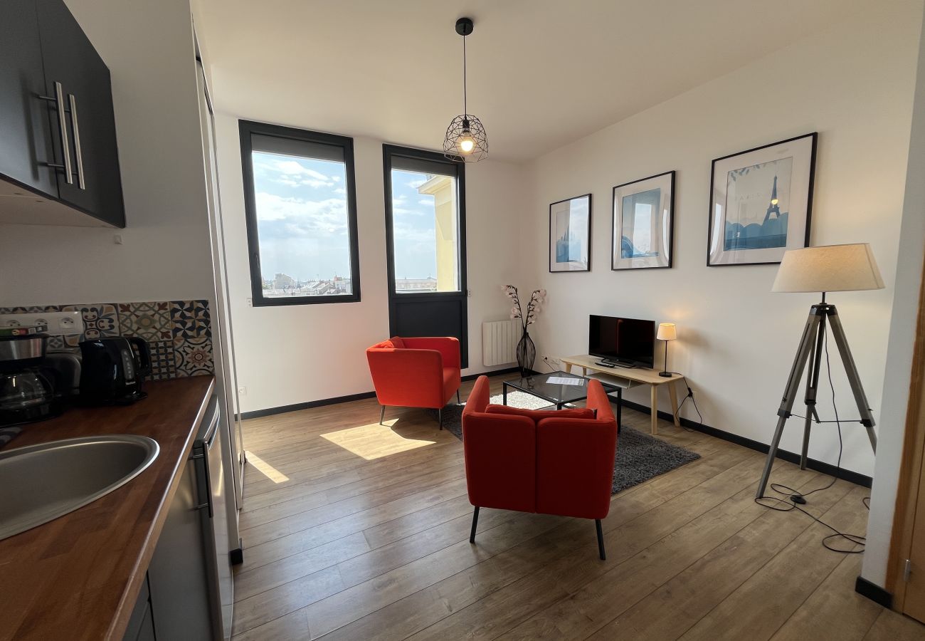 Studio in Le Mans - L'Arbre - apt 5 - studio - parking sur réservation