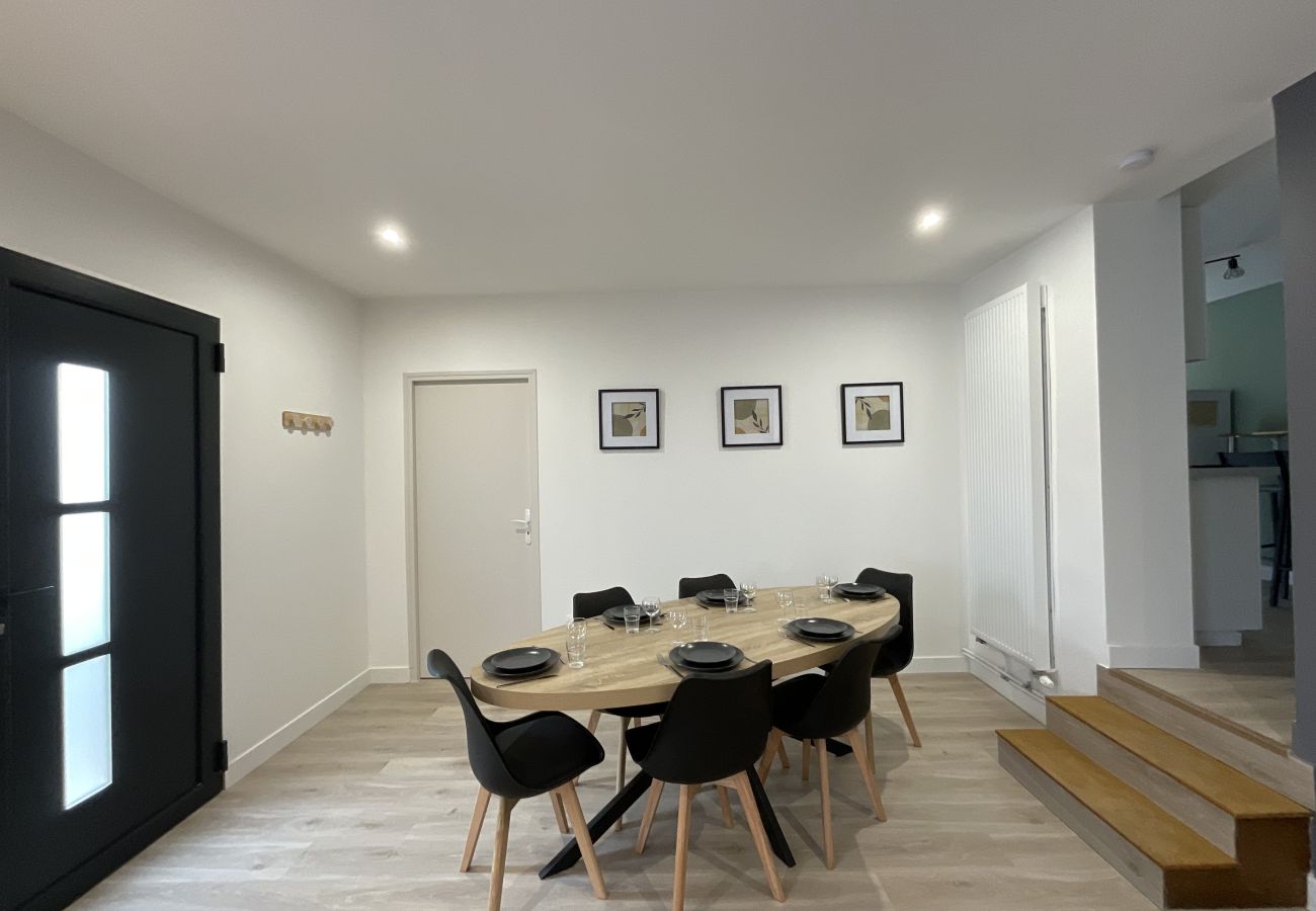 Salón, comedor, 6 plazas