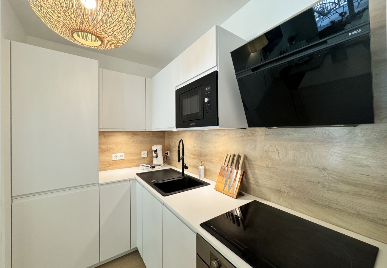 Apartamento en Le Mans - L'Hibiscus - Centre Ville - Parking Sécurisé - 3p