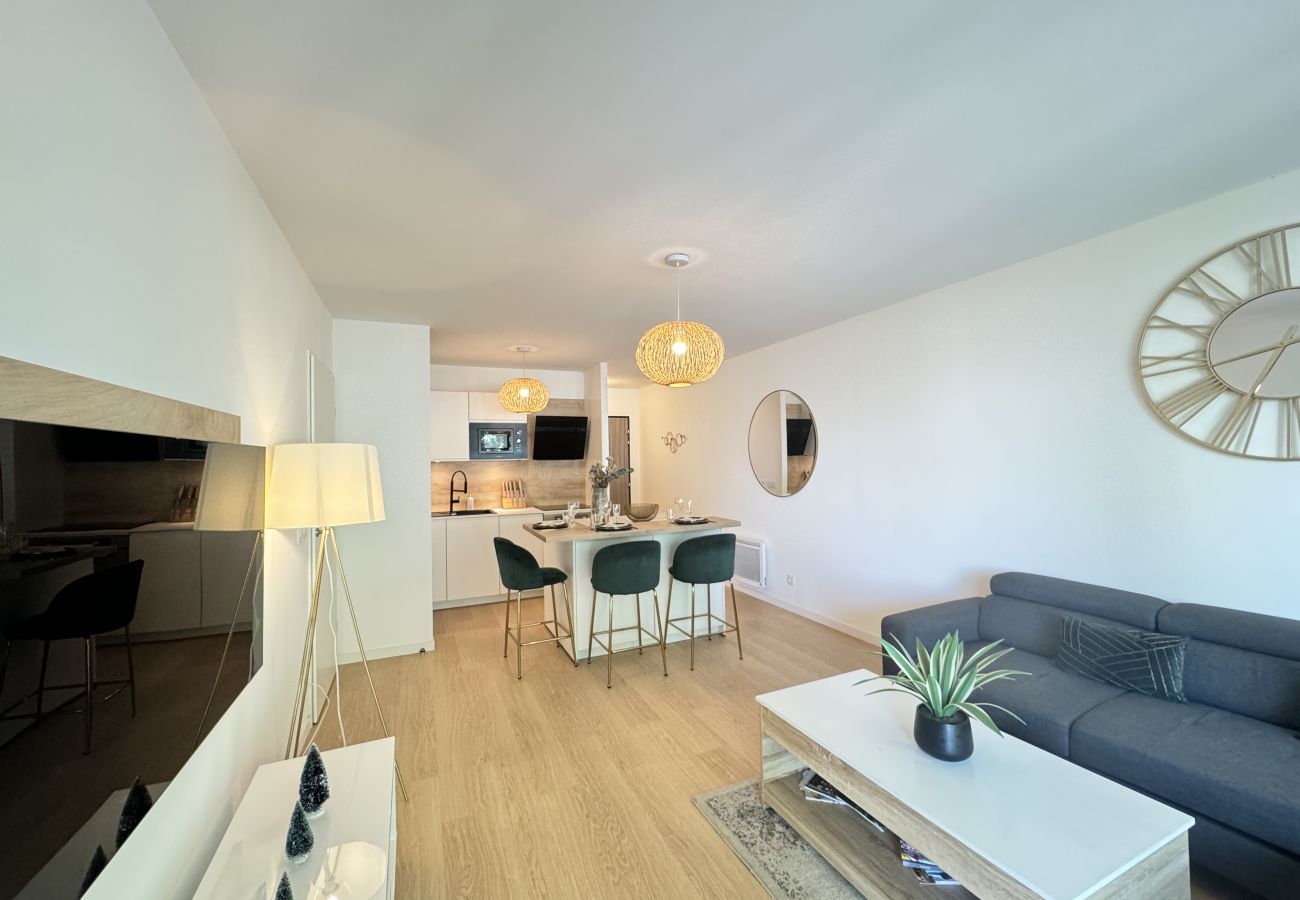 Apartamento en Le Mans - L'Hibiscus - Centre Ville - Parking Sécurisé - 3p