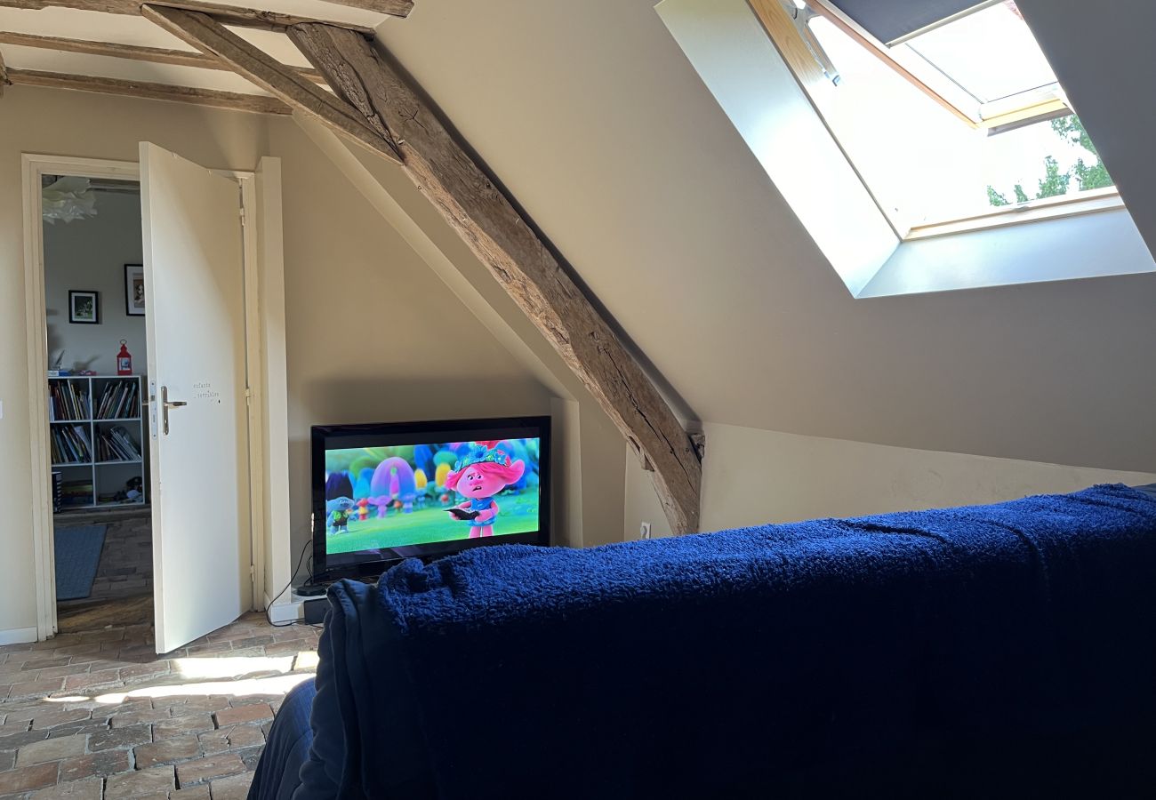 Casa en Domfront-en-Champagne - L'Oasis Familiale - Piscine - Parking - 10p