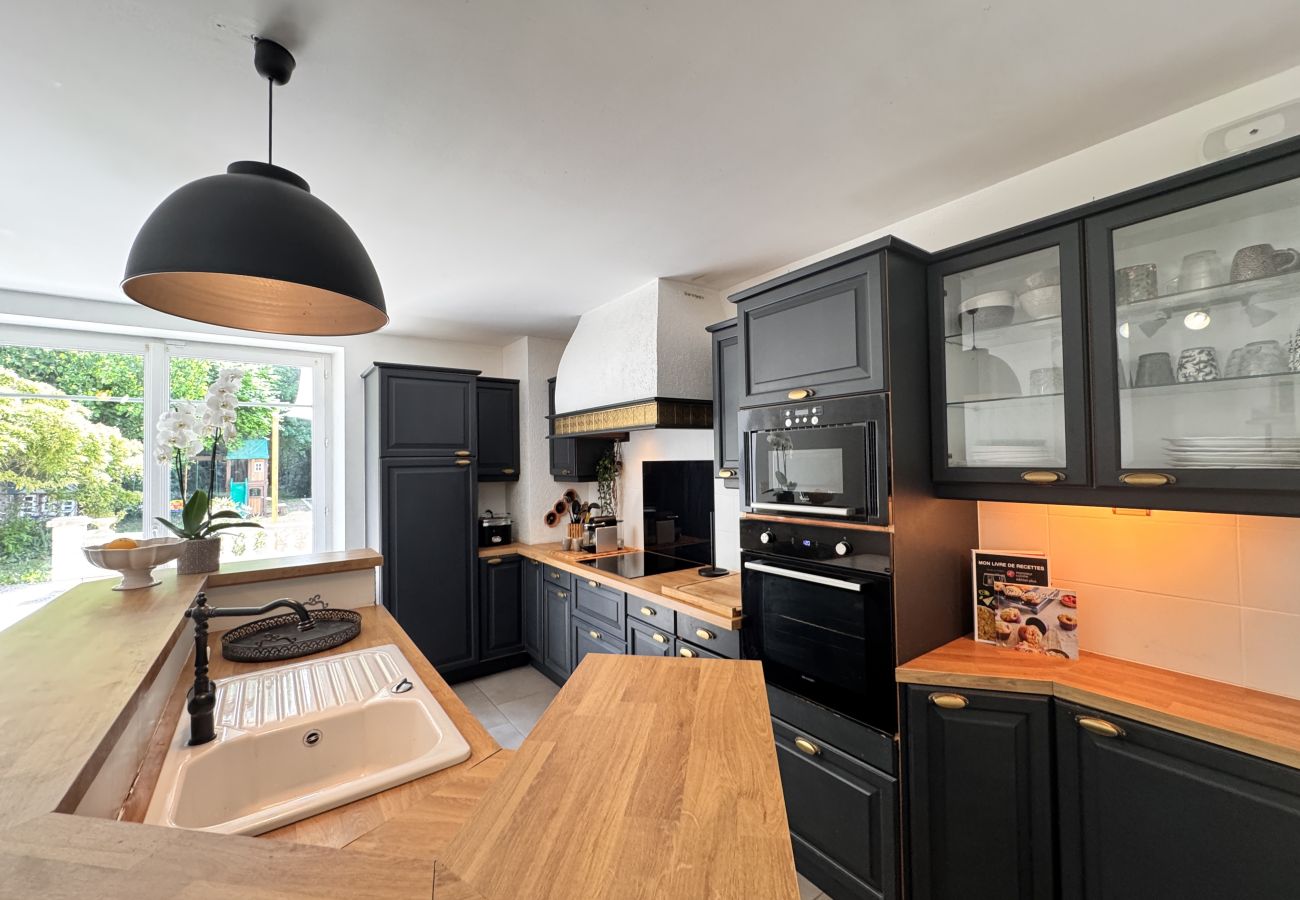 Casa en Mulsanne - La Belle Escale - Piscine - Jardin - Parking - 8p