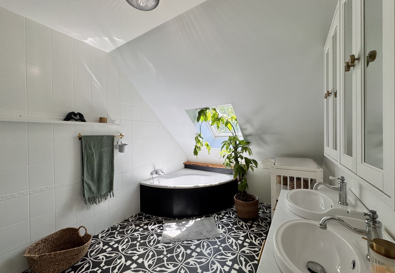 Casa en Mulsanne - La Belle Escale - Piscine - Jardin - Parking - 8p