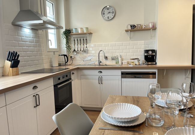 Apartamento en Le Mans - Le Fleury Chic - Centre - Tramway - 5 pers Apartamento en Le Mans - Le Fleury Chic - Centre - Tramway - 5 pers
