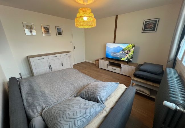 Apartamento en Le Mans - Le Fleury Chic - Centre - Tramway - 5 pers Apartamento en Le Mans - Le Fleury Chic - Centre - Tramway - 5 pers