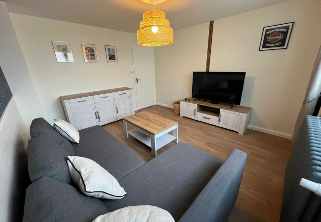 Apartamento en Le Mans - Le Fleury Chic - Centre - Tramway - 5 pers Apartamento en Le Mans - Le Fleury Chic - Centre - Tramway - 5 pers