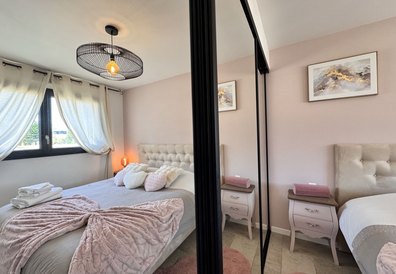 Habitación con cama king size.
