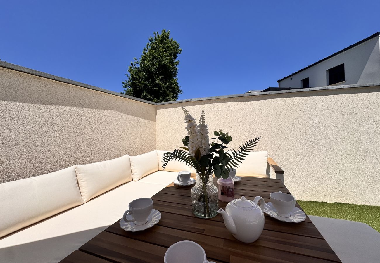 Casa en Le Mans - La Bella Rosa - Direct circuit - Piscine - Clim