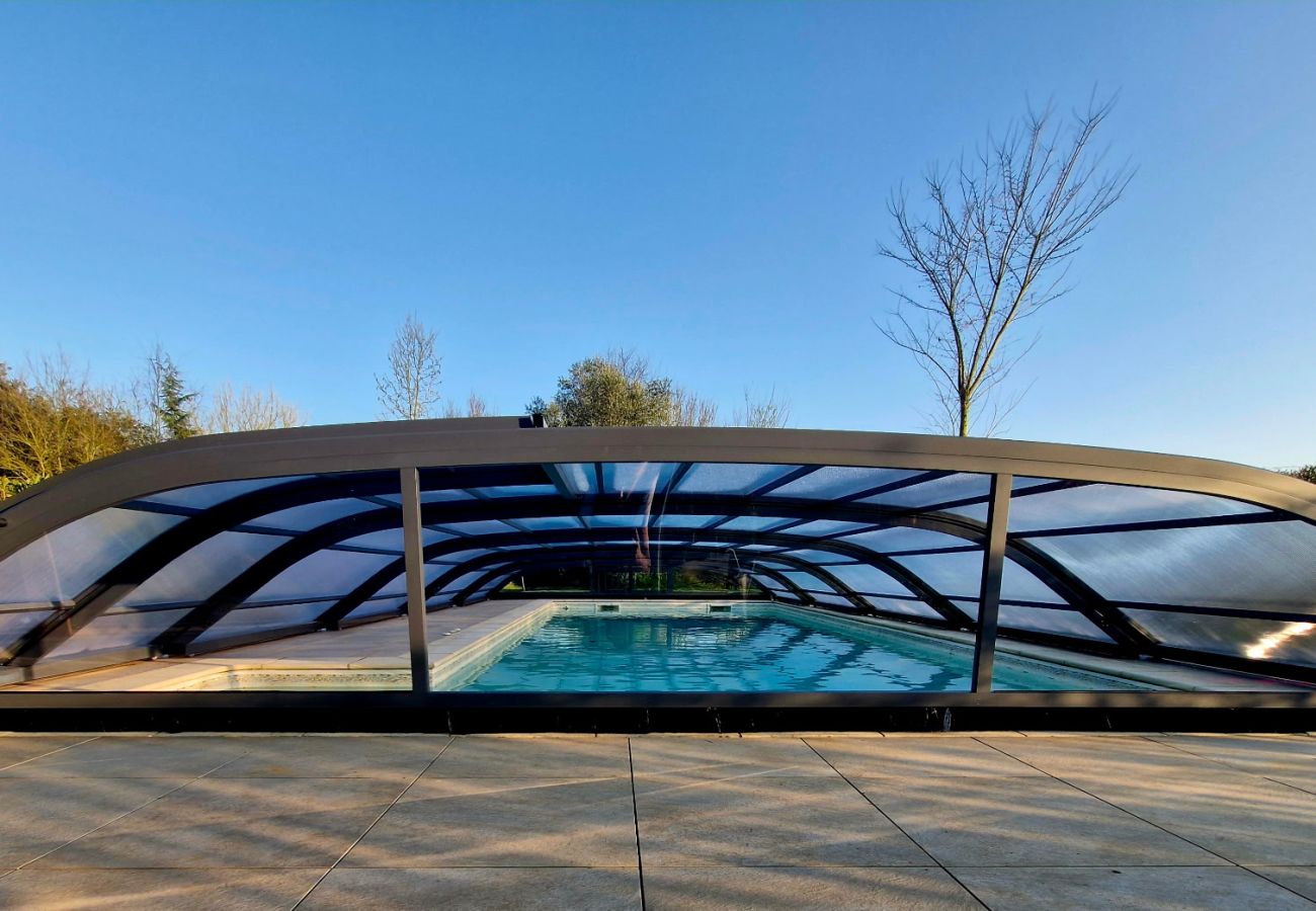 Casa en La Bazoge - Les Champs de Brice - Campagne - Piscine - 10 pers