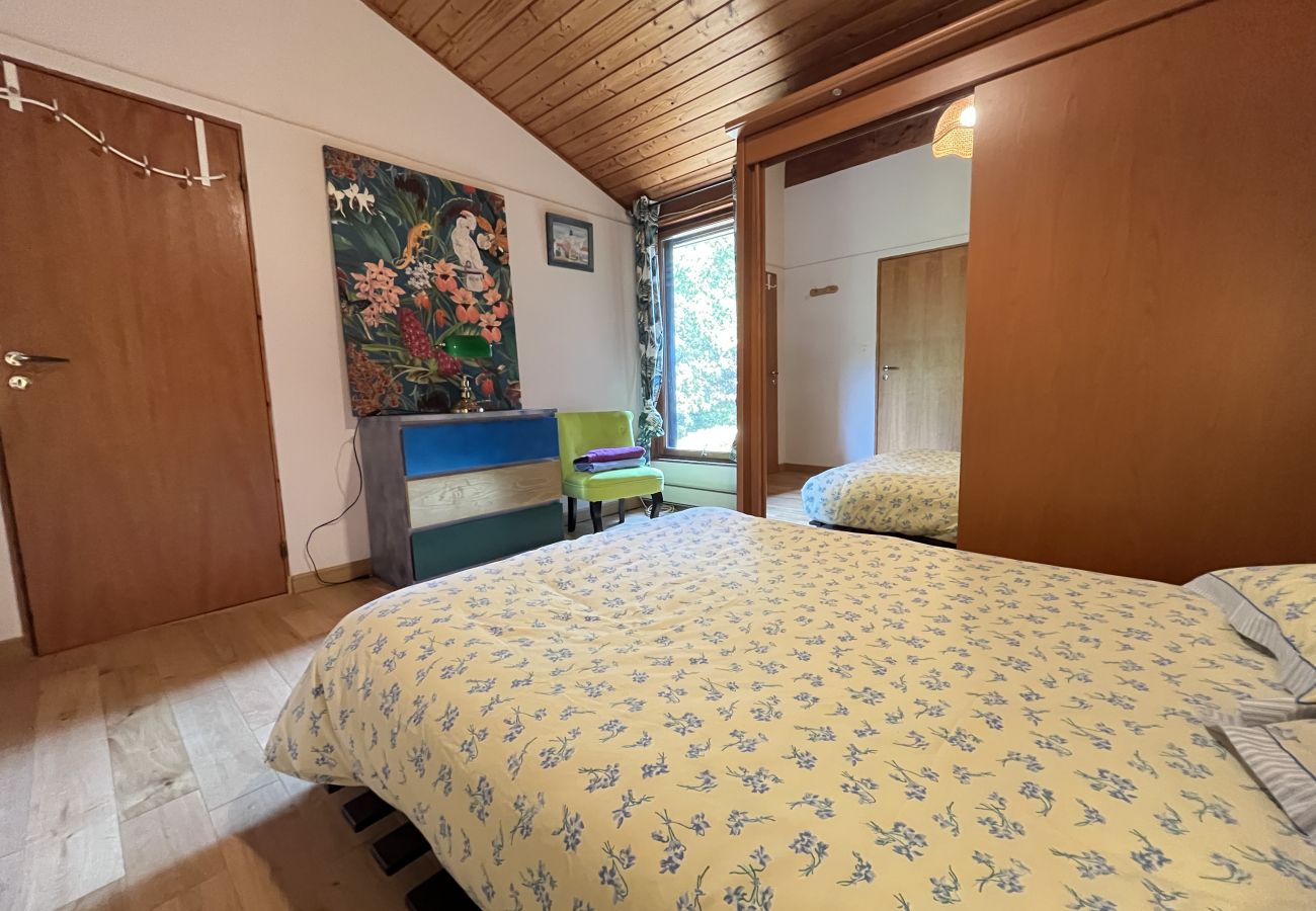 Chalet en Savigné-l´Evêque - Le Chalet de l'Elfe - 10 min Pôle Européen/Bouleri