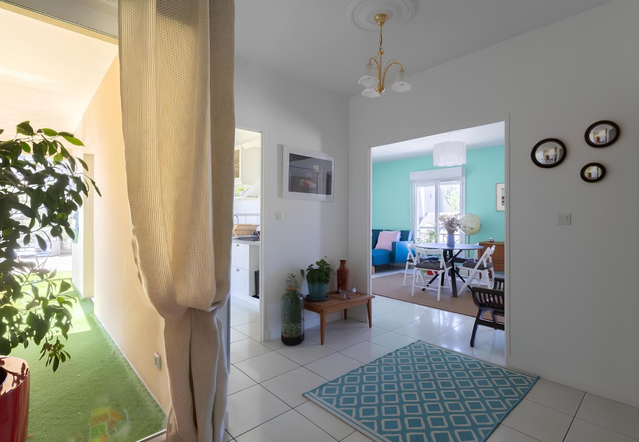 Entrée, salon, chambres, séjour 