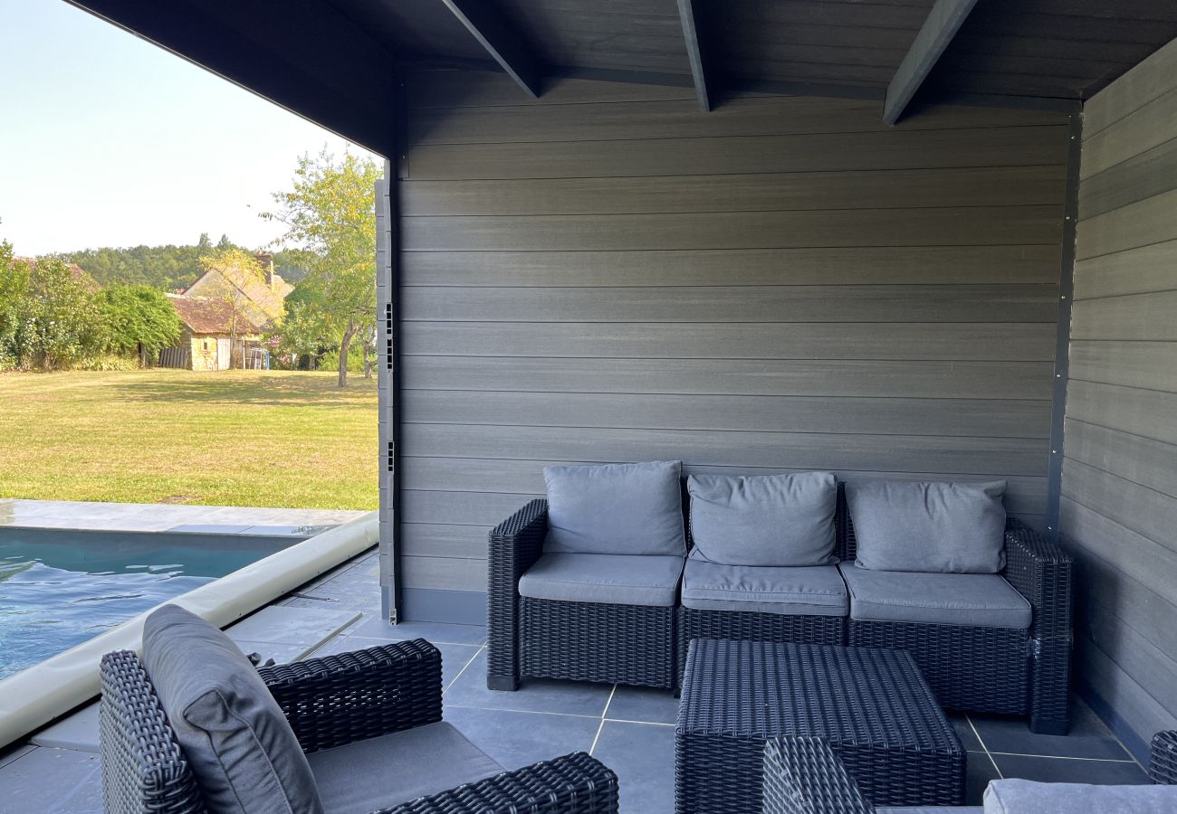 Maison à Domfront-en-Champagne - L'Oasis Familiale - Piscine - Parking - 10p