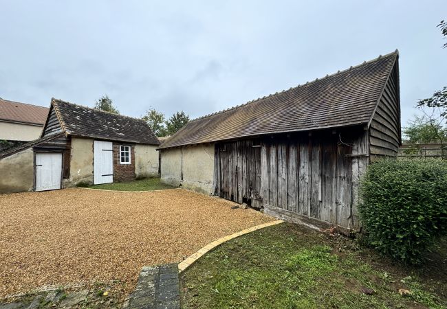 Maison à Yvré-l´Evêque - L'Équestre - Pôle Européen du Cheval - Parking Maison à Yvré-l´Evêque - L'Équestre - Pôle Européen du Cheval - Parking