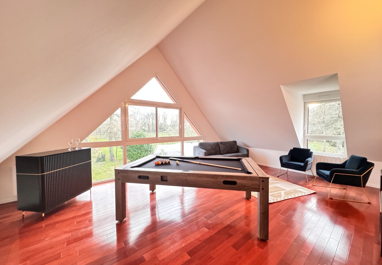 Chambres d'hôtes à Arnage - Palier Yama - 1er étage - 8 pers - Piscine