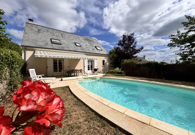 Maison à Sillé-le-Philippe - Maison Angelo - Piscine - Jardin - 6p